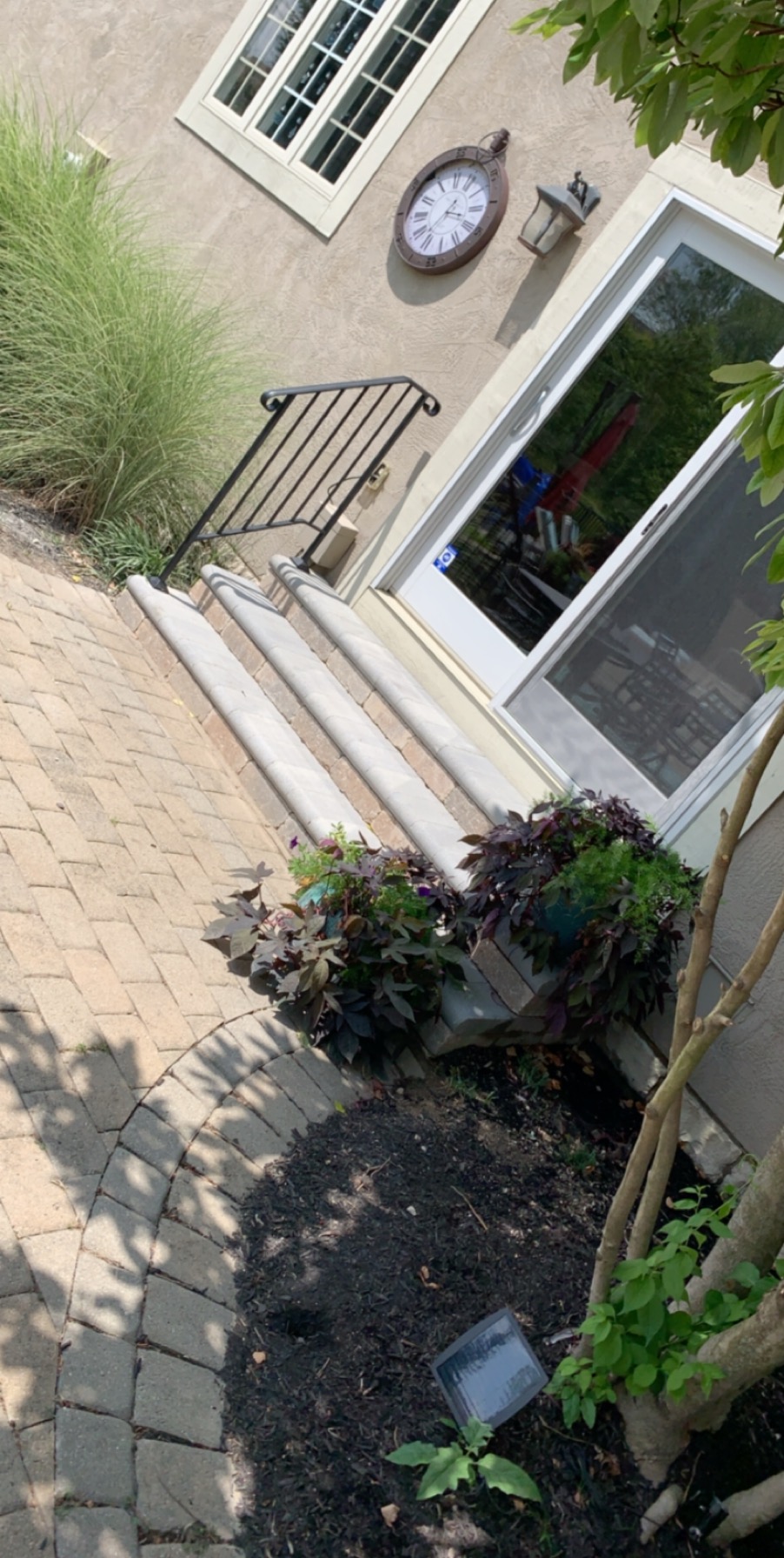 Curved paver path with steps